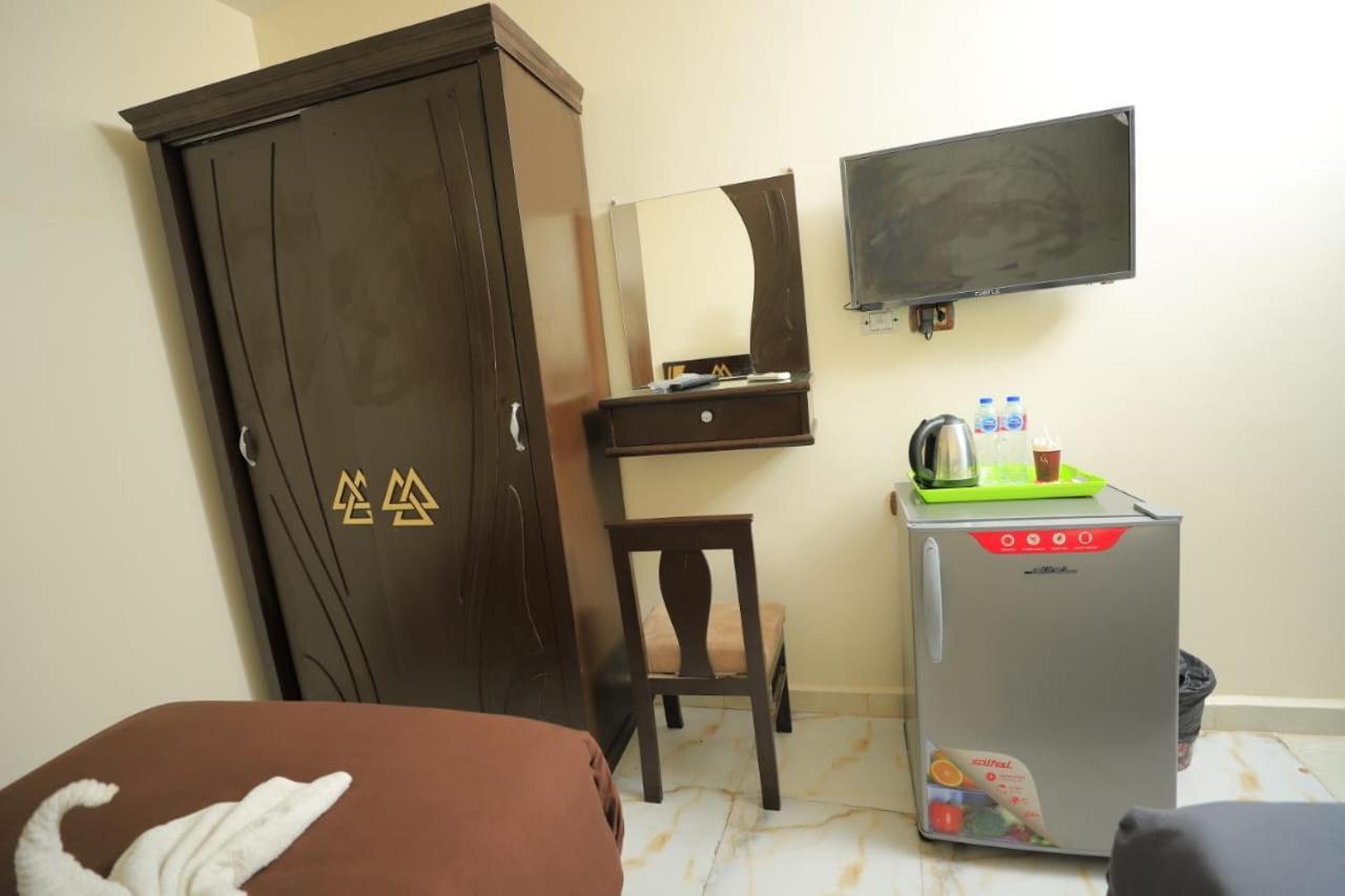 Hotel Magic Pyramids