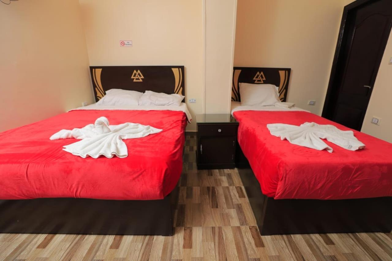Hotel Magic Pyramids