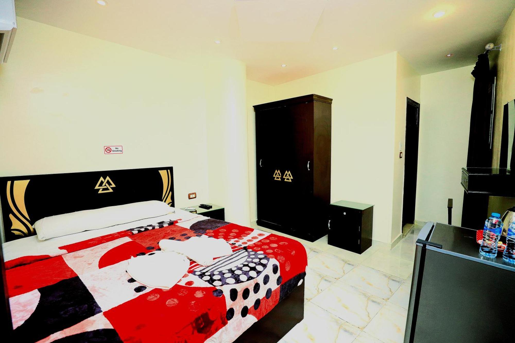 Magic Pyramids Hotel Cairo