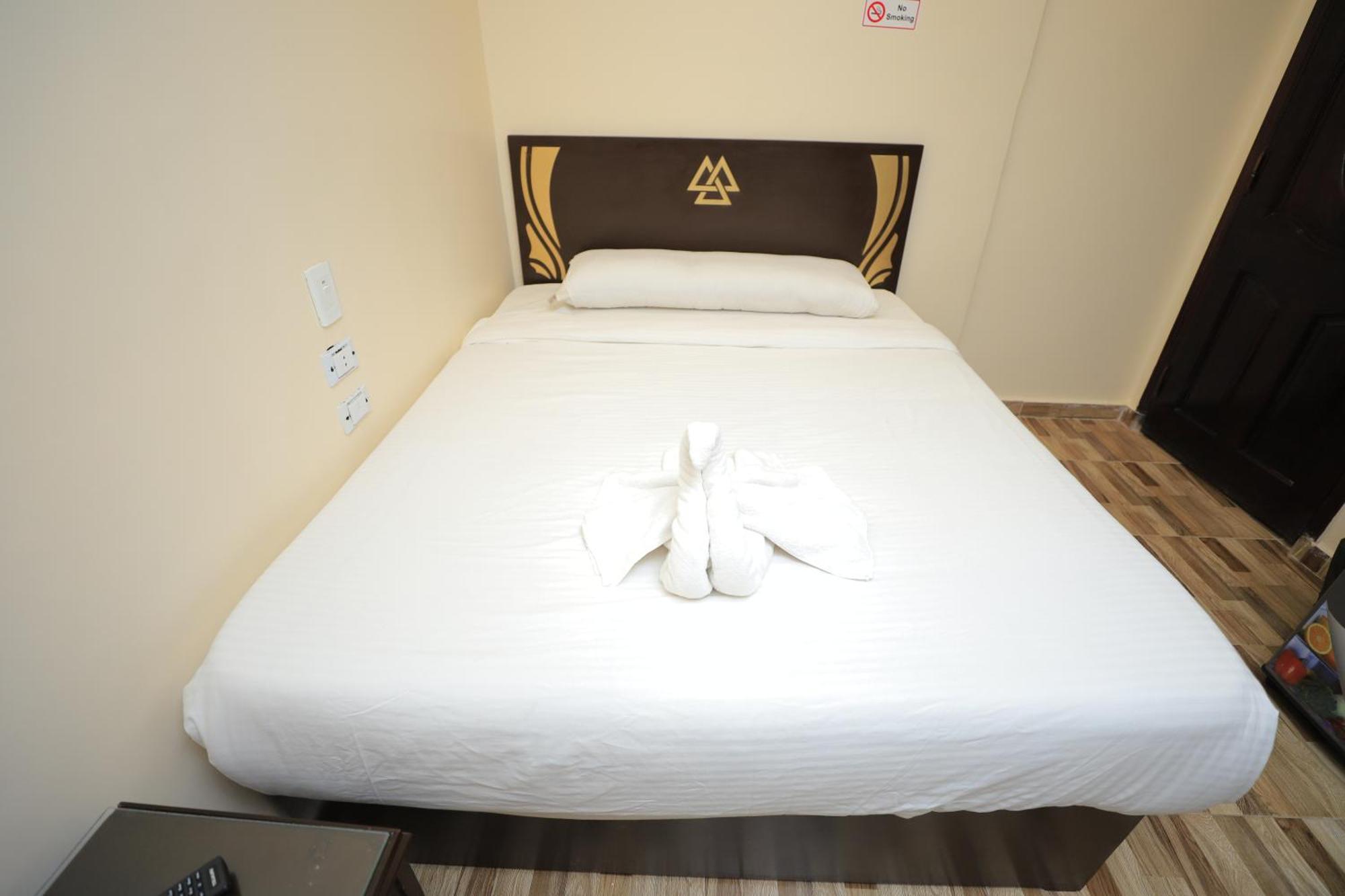 Hotel Magic Pyramids 3*