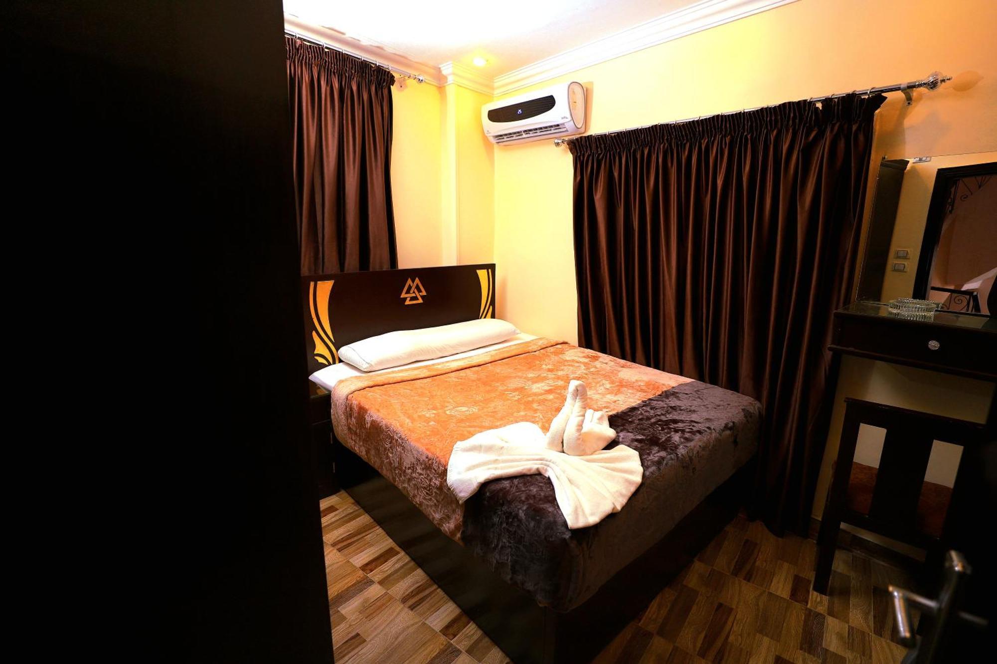 Magic Pyramids Hotel Cairo
